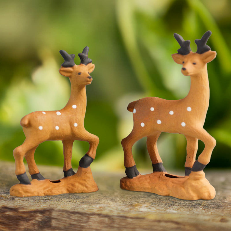 Small plastic deer figurines online